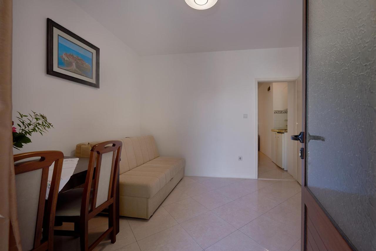 Apartmani Kuca U Maslinama Sveti Stefan Exterior foto